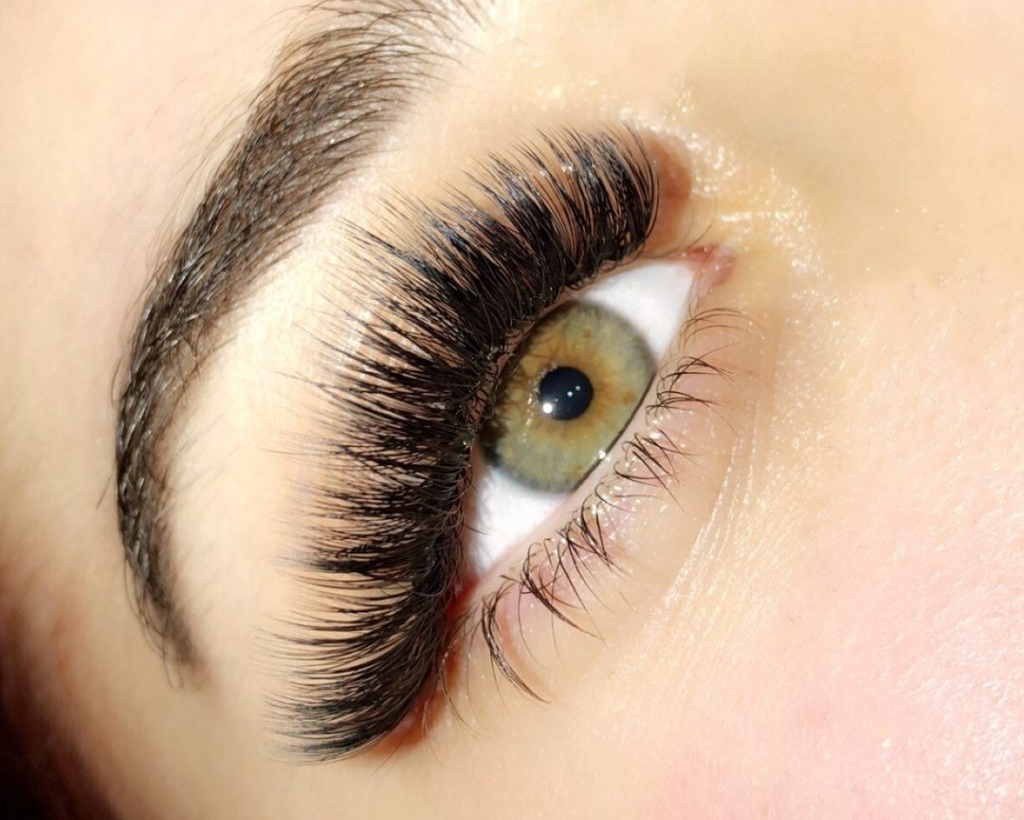 Eyelash Extensions Volumen